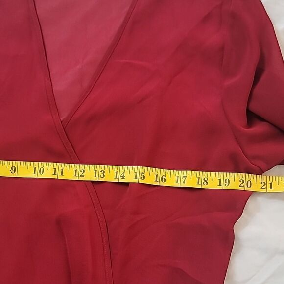 Flora Nikrooz Plum/Red Apliqued Sleeve Sheer Robe in size L/XL NWT - Picture 9 of 11